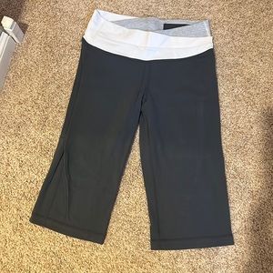Lululemon cropped women pants